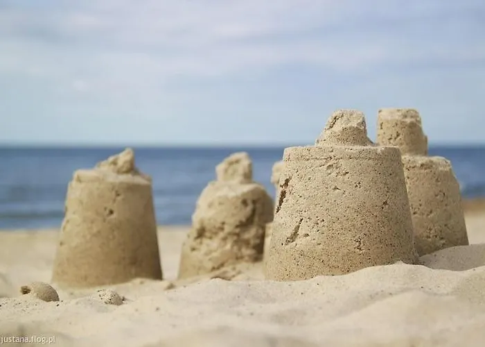 Comfortable Homes Close To The 度假居 *